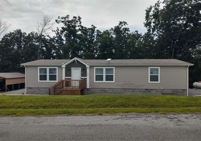 Photo 1 of Single family home for sale at 1475 Hound Dog Ridge Rd, Vienna, IL 62995 | MLS# 100539098 | Listing updated on 2026-08-16