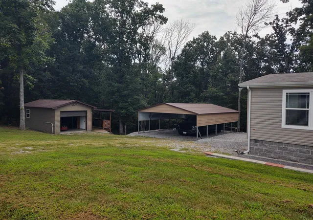 Photo 3 of Single family home for sale at 1475 Hound Dog Ridge Rd, Vienna, IL 62995 | MLS# 100539098 | Listing updated on 2026-08-16