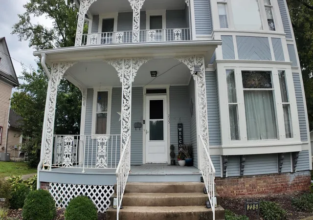 Photo 3 of Single family home for sale at 235 N Jackson St, Rushville, IL 62681 | MLS# 100539135 | Listing updated on 2026-10-18
