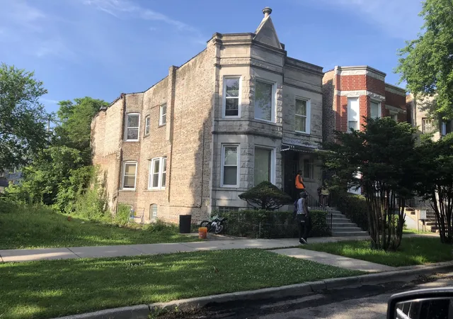 Homes for sale in Chicago, IL | 3929 W Flournoy St, Chicago, IL 60624 | MLS# 10438546