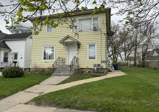 Photo 1 of Multi family home for sale at 1112 Market St, De Kalb, IL | MLS# 12033400 | Listing updated on 2026-06-28