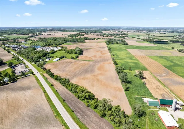 Homes for sale in Hampshire, IL | 43w916 Us Hwy 20, Hampshire, IL 60140 | MLS# 12064445