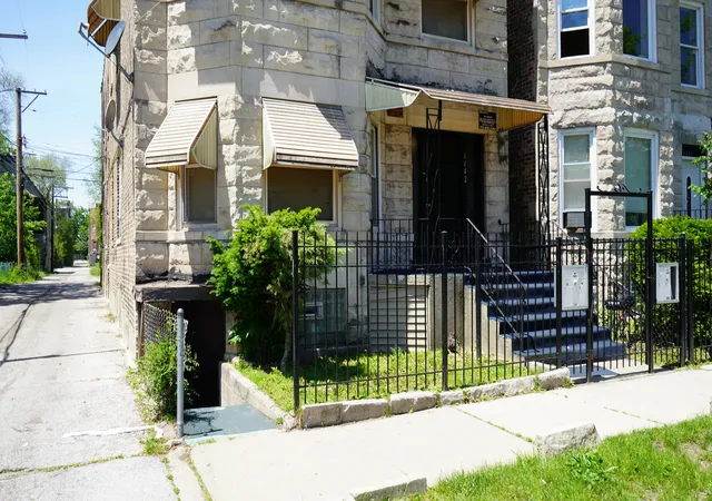 2nd image of 6642 S Evans Ave, Chicago, IL 60637 | MLS# 12064643