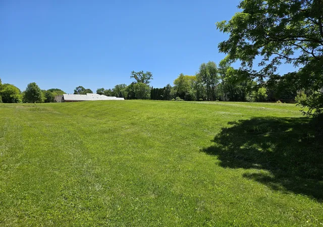 2nd image of 5804 Terra Cotta Rd, Crystal Lake, IL 60014 | MLS# 12079969