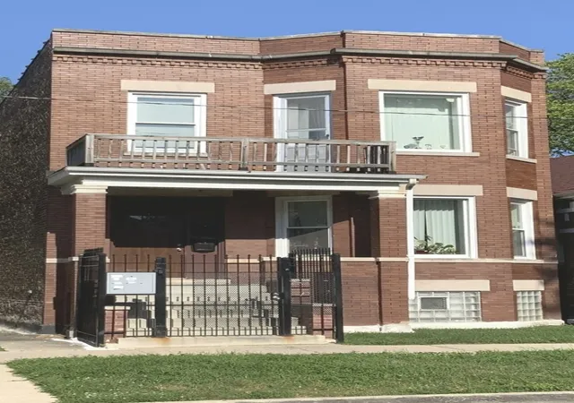 Homes for sale in Chicago, IL | 6639 S Rhodes Ave, Chicago, IL 60637 | MLS# 12102629