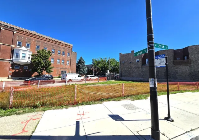 Homes for sale in Chicago, IL | 1312 W 31St St, Chicago, IL 60608 | MLS# 12135433