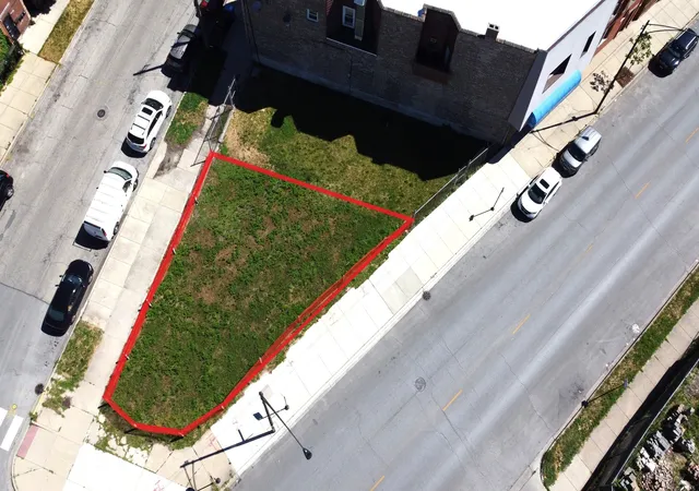 Homes for sale in Chicago, IL | 1312 W 31St St, Chicago, IL 60608 | MLS# 12135433