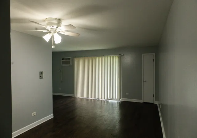 Photo 2 of Condominium at 5739 129Th St #1A, Crestwood, IL 60418 | MLS# 12142600 |  | Sold on 2025-02-14