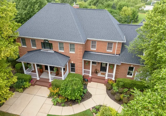 Photo 2 of Single family home for sale at 6n004 Westwood Ln, St. Charles, IL 60175 | MLS# 12174129 | Listing updated on 2026-09-12