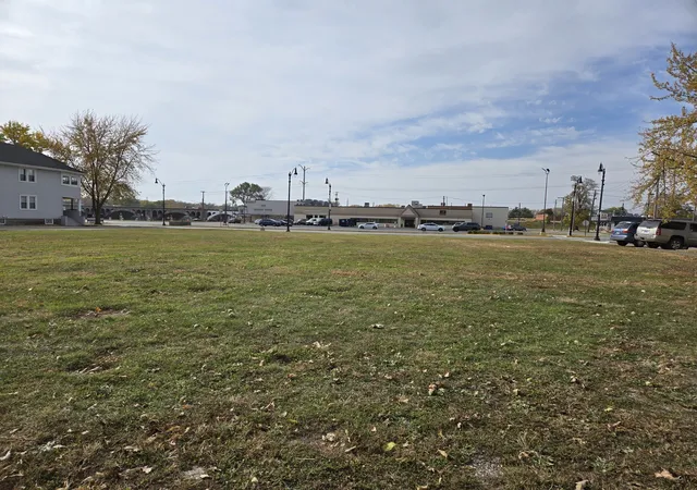 1st image of 504 S Schuyler Ave, Kankakee, IL 60901 | MLS# 12200862