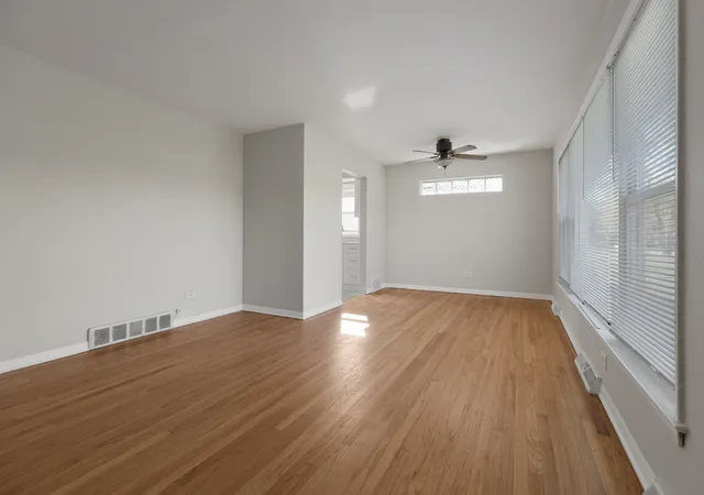 4th image of 1367 Buffalo Ave, Calumet City, IL 60409 | MLS# 12208024