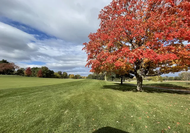 Photo 3 of Sale Pending at 23991 N Red Oak Ct, Lake Zurich, IL 60047 | MLS# 12214164 | Listing updated on 2026-07-18
