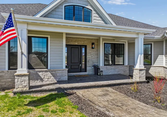 2nd image of 10408 Henning Dr, Huntley, IL 60142 | MLS# 12256313