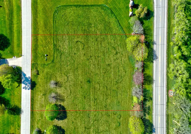 4th image of 8501 Country Shire Ln, Spring Grove, IL 60081 | MLS# 12266024