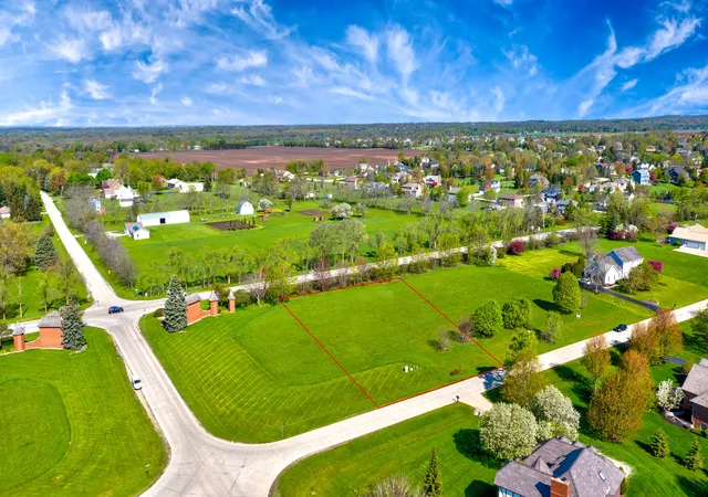 5th image of 8501 Country Shire Ln, Spring Grove, IL 60081 | MLS# 12266024