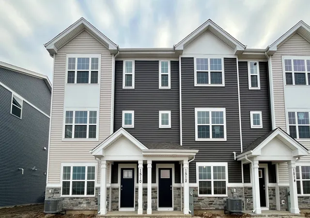 Townhouse for sale at 1510 Sequoia Way, Aurora, IL 60506 | MLS# 12274337 | Listing updated on 2025-01-20