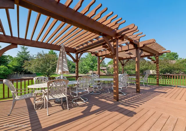 2nd image of 1409 Burr Oak Rd, Hinsdale, IL 60521