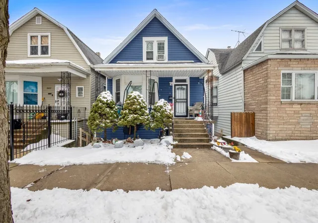 Photo 1 of Single family home for sale at 10408 S Ave J, Chicago, IL 60617 | MLS# 12295718 | Listing updated on 2026-08-03