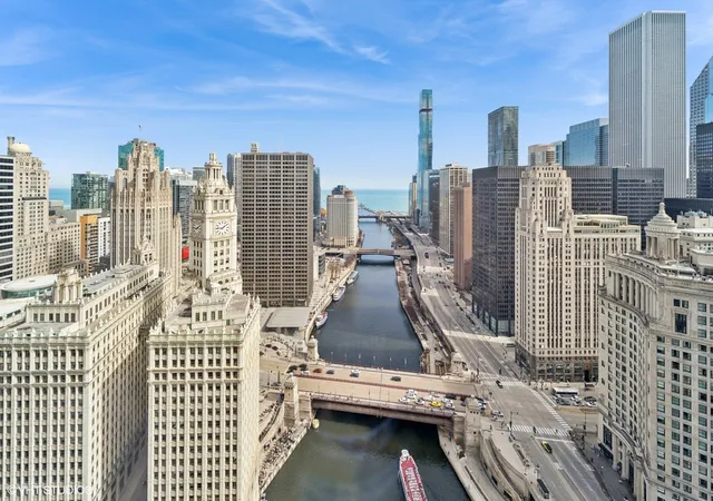 Homes for sale in Chicago, IL | 401 N Wabash Ave #2504, Chicago, IL 60611 | MLS# 12305225