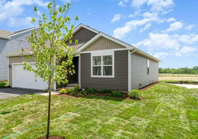2nd image of 4121 Viceroy St, Portage, IN 46368 | MLS# 12322648