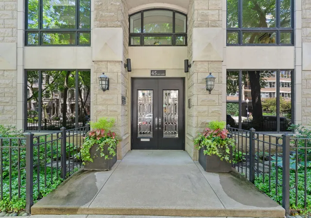 1st image of 45 E Cedar St #200, Chicago, IL 60611 | MLS# 12331403