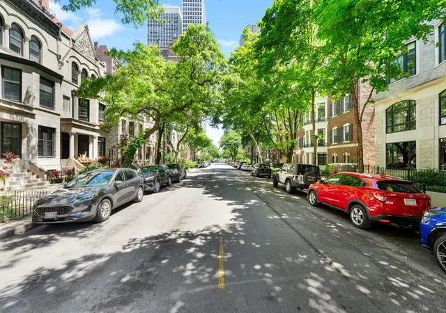 35th image of 45 E Cedar St #200, Chicago, IL 60611 | MLS# 12331403