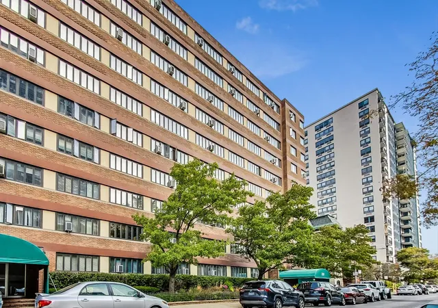 1st image of 700 W Bittersweet Pl #807, Chicago, IL 60613 | MLS# 12340287