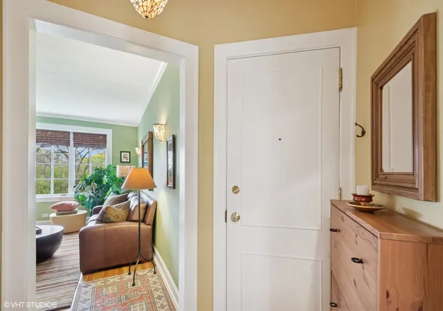 2nd image of 1210 Central St #2, Evanston, IL 60201 | MLS# 12348581