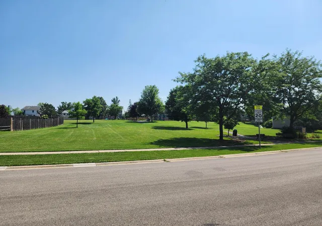 Photo 2 of Single family home for sale at 1998 N Karen Ln, Round Lake Beach, IL 60073 | MLS# 12356360 | Listing updated on 2026-10-30