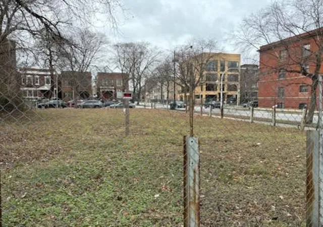 2nd image of 6601 S Minerva Ave, Chicago, IL 60637 | MLS# 12364921