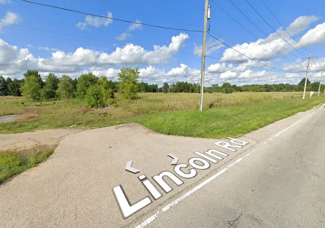 Photo 1 of Sale Pending at 1718 W Lincoln Rd, Mc Henry, IL 60051 | MLS# 12382847 | Listing updated on 2026-09-29