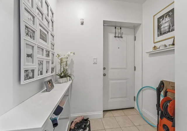 Homes for sale in Chicago, IL | 7733 N Marshfield Ave, Chicago, IL 60626 | MLS# 12385892