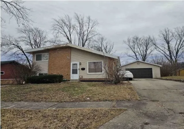 Photo 2 of Single family home for sale at 75 Water St, Park Forest, IL 60466 | MLS# 12394180 | Listing updated on 2026-08-25