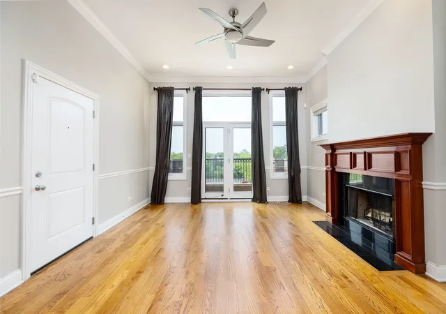 Photo 4 of Condominium at 5445 N Northwest Hwy #3N, Chicago, IL 60630 | MLS# 12396648 | | Sold on 2025-07-30