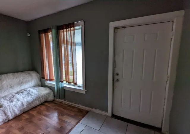 5th image of 10515 S Perry Ave, Chicago, IL 60628 | MLS# 12400384