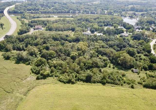 5th image of 0000 Riverwood Dr, Oswego, IL 60543 | MLS# 12402553