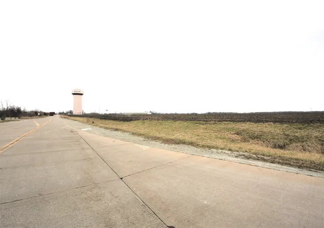 Photo 1 of Land for sale at 760 Progress Pkwy, Lasalle, IL 61301 | MLS# 12405444 | Listing updated on 2026-06-26