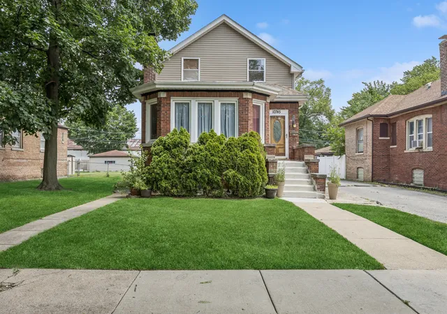 Homes for sale in Chicago, IL | 10745 S Church St, Chicago, IL 60643 | MLS# 12407356