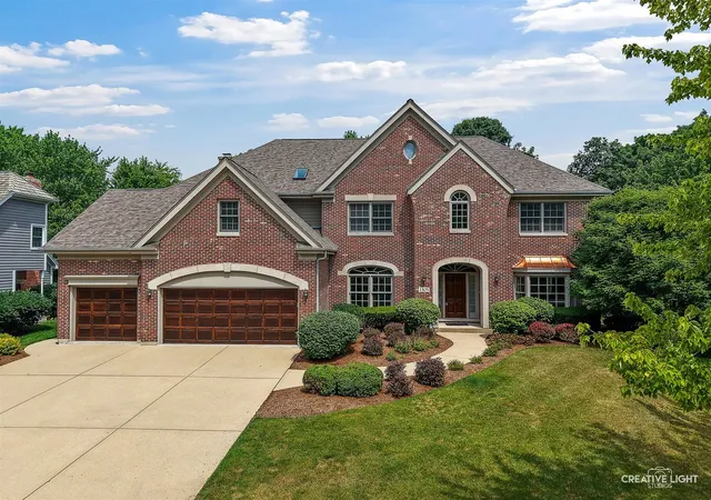 Single Family Residence at 1105 Thoroughbred Cir, Saint Charles, IL 60174 | MLS# 12412398 |  | Sold on 2025-08-29