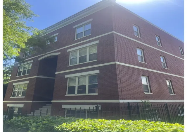 Photo 1 of Condo for sale at 6528 S University Ave #3S, Chicago, IL 60637 | MLS# 12417158 | Listing updated on 2026-04-26