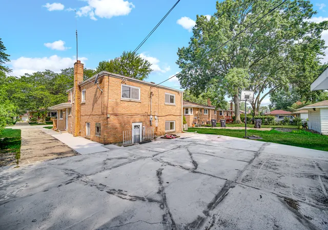 2nd image of 16361 Greenwood Ave, South Holland, IL 60473 | MLS# 12419488