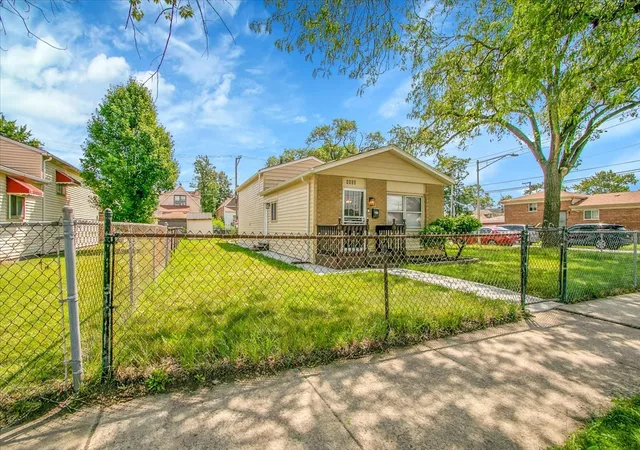3rd image of 8853 S Halsted St, Chicago, IL 60620 | MLS# 12423270