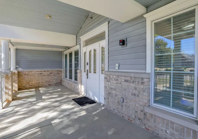 5th image of 504 E Church St, Champaign, IL 61820 | MLS# 12428712