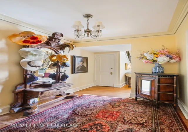 Homes for sale in Chicago, IL | 20 E Cedar St #8B, Chicago, IL 60610 | MLS# 12431524