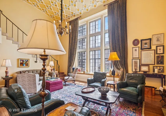 Homes for sale in Chicago, IL | 20 E Cedar St, Chicago, IL 60611