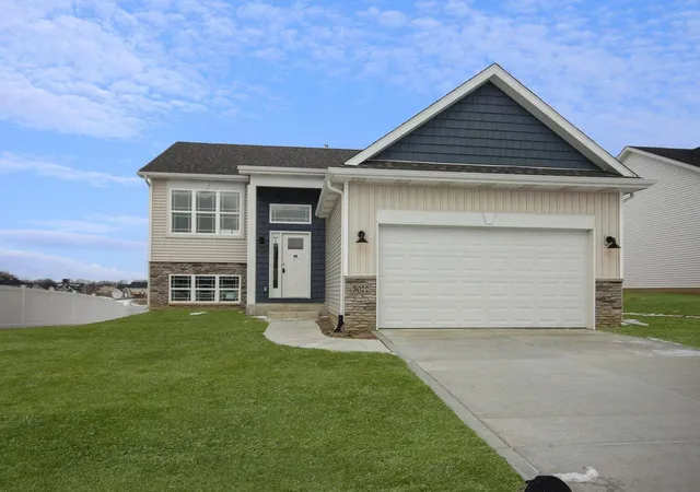 Photo 1 of Single family home for sale at 3022 W 84th Place, Merrillville, IN 46410 | MLS# 12431946 | Listing updated on 2026-08-25