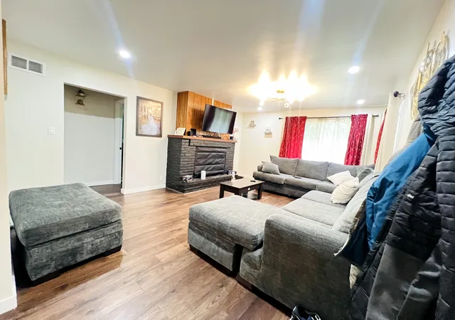 image of 17750 Clyde Ave, Lansing, IL 60438 | MLS# 12432901