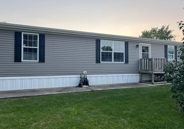 Manufactured home for sale at 315 Ave F, Bloomington, IL 61704 | MLS# 12433041