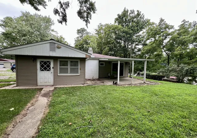 Homes for sale in Oakland, IL | 509 Lakeshore Dr, Oakland, IL 61943 | MLS# 12434307