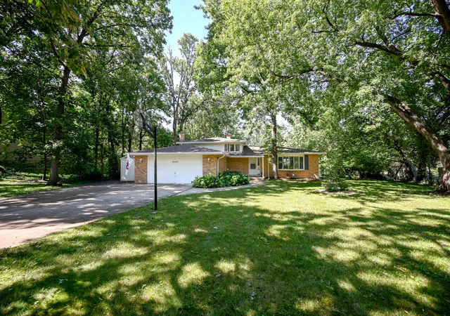Photo 2 of Single family home for sale at 28w266 Hillview Ave, West Chicago, IL 60185 | MLS# 12437365 | Listing updated on 2026-09-16